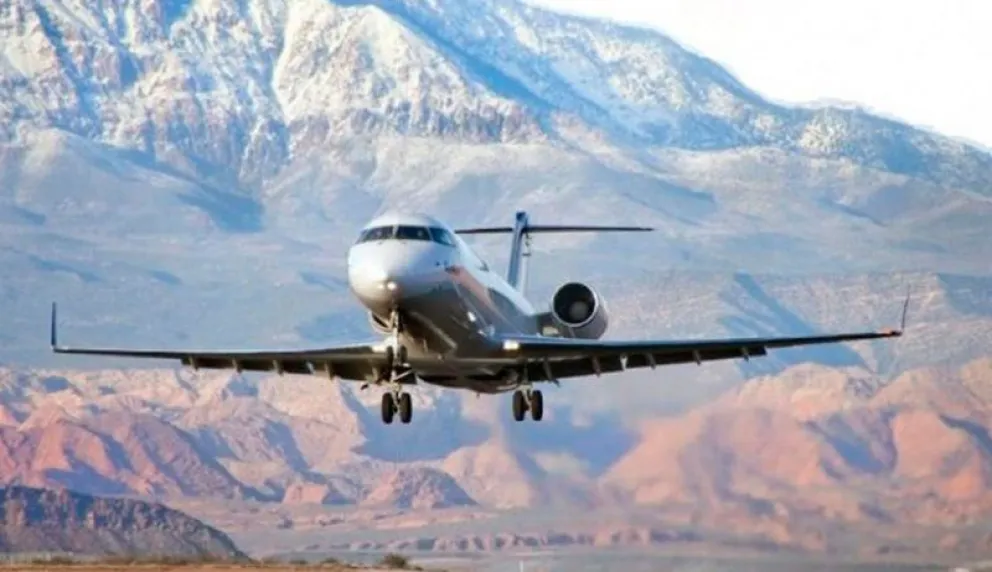 Una nueva aerolínea postergó su llegada a la región