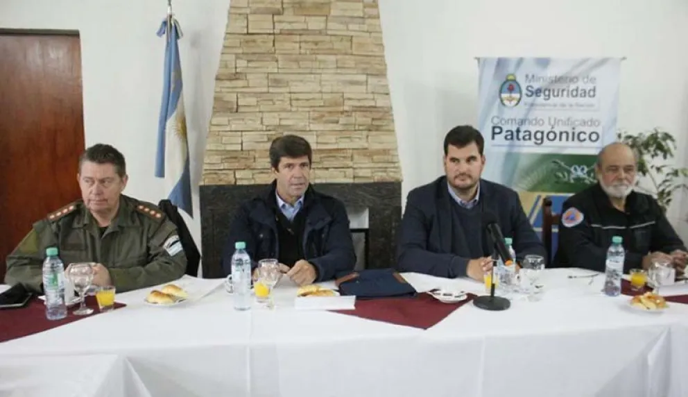 Destinan 800 gendarmes a la Patagonia para agilizar intervenciones
