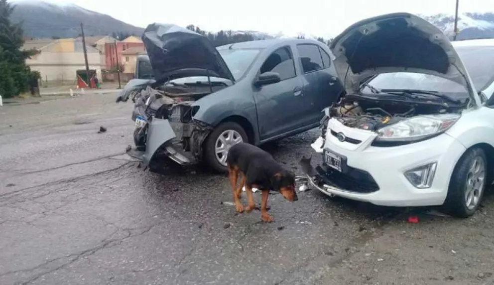 Choque frontal en Sobral y ruta 40 sur