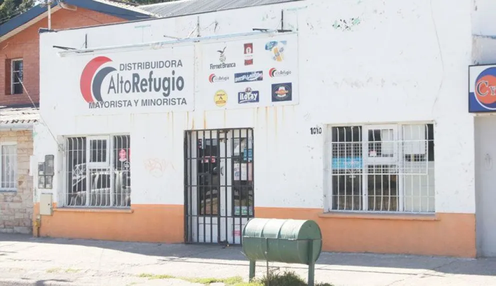 Asalto a mano armada a una distribuidora