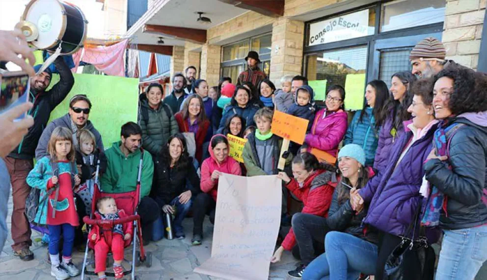 Piden que se inicien las obras del jardín de infantes de Los Coihues