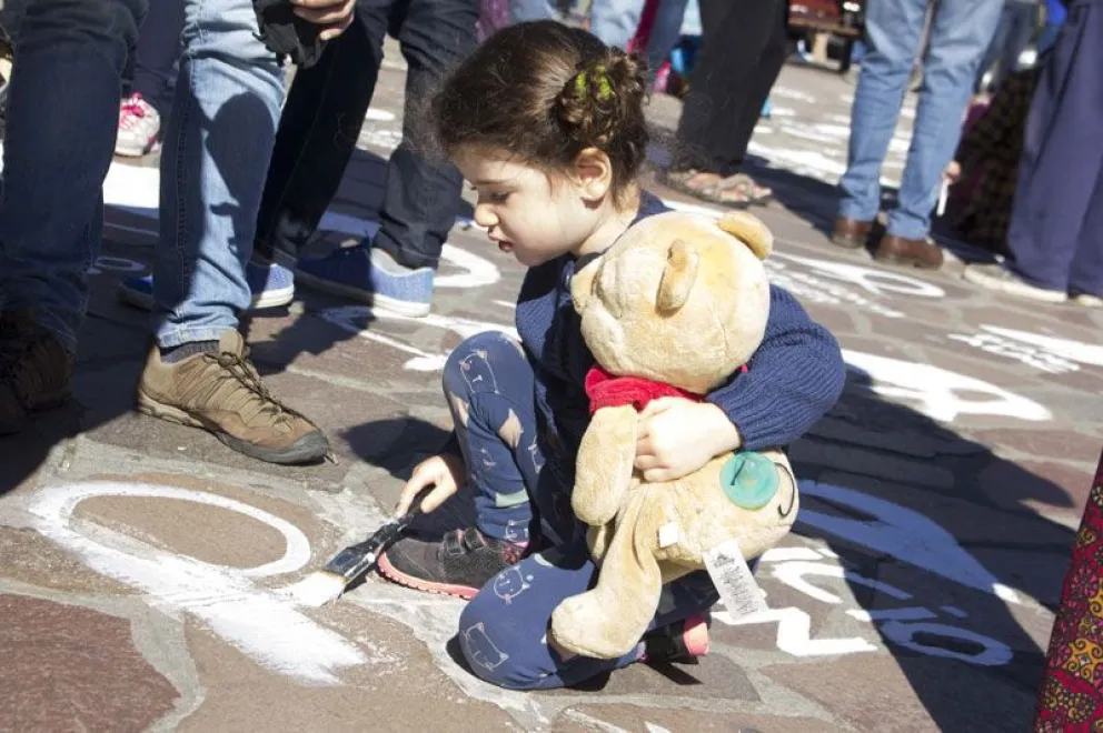 Repintaron los pañuelos del Centro Cívico