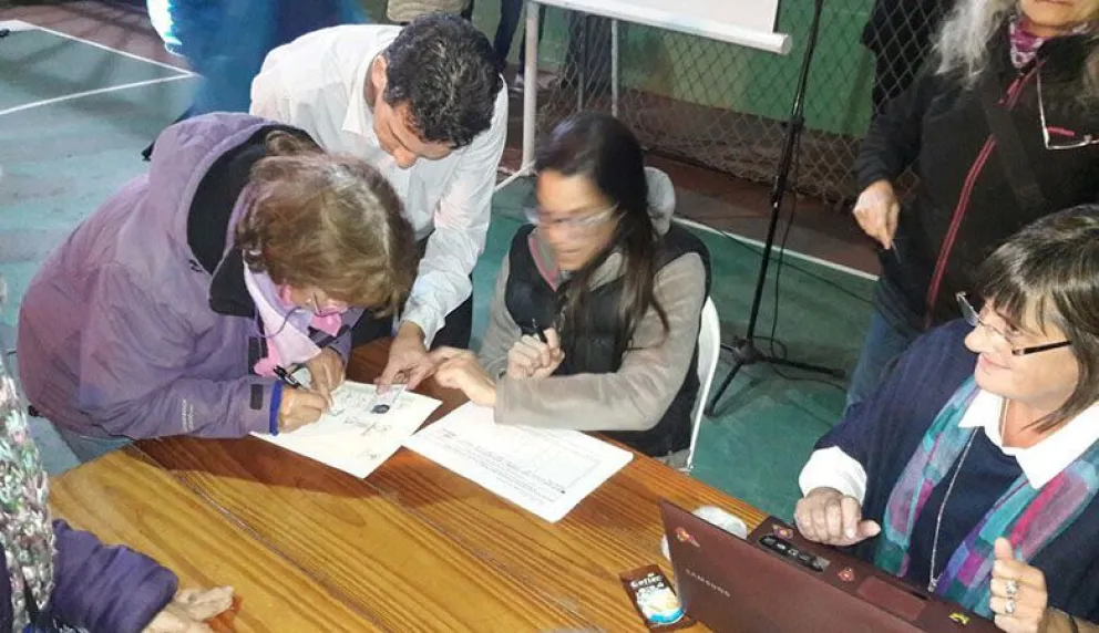 Catedral: ya se reunieron 1.500 firmas pidiendo referéndum