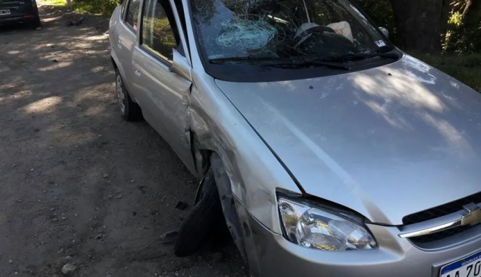 Choque en Bustillo provocó demoras en el transito
