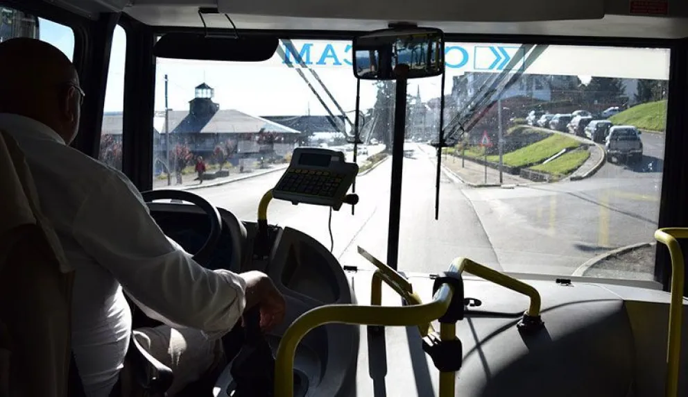 Reordenan algunas paradas de colectivos
