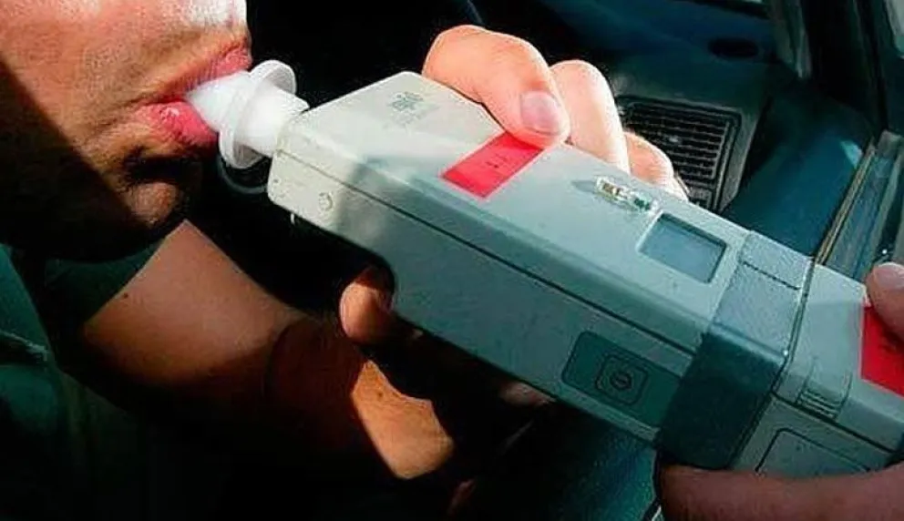 18 actas por alcoholemia positiva en controles durante el fin de semana