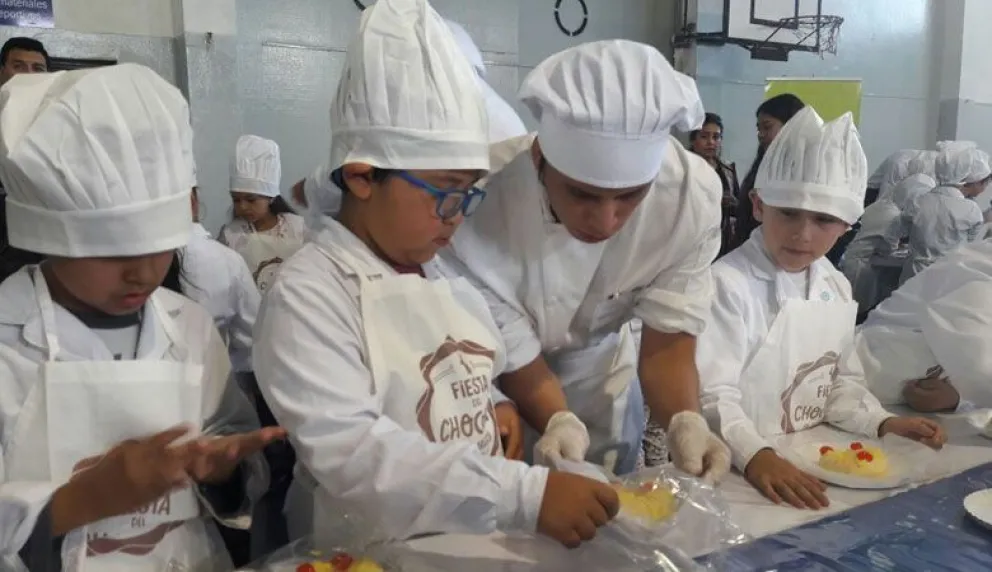 Chicas y chicos de tercer grado fueron Reposteros por un Día