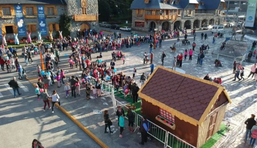 Récord de turistas hospedados en el país y alta ocupación en Bariloche