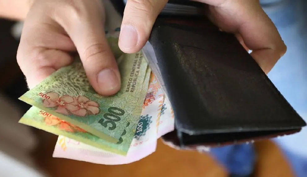 Comenzó el pago de sueldos a los empleados de la Administración Pública Provincial