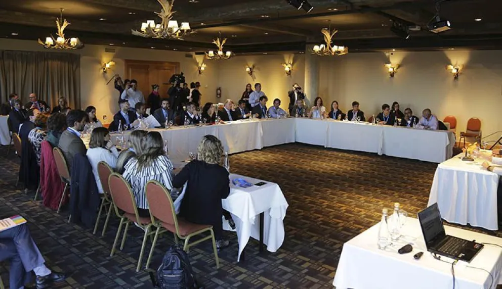 Se realizó en Bariloche taller de delitos informáticos y evidencia digital