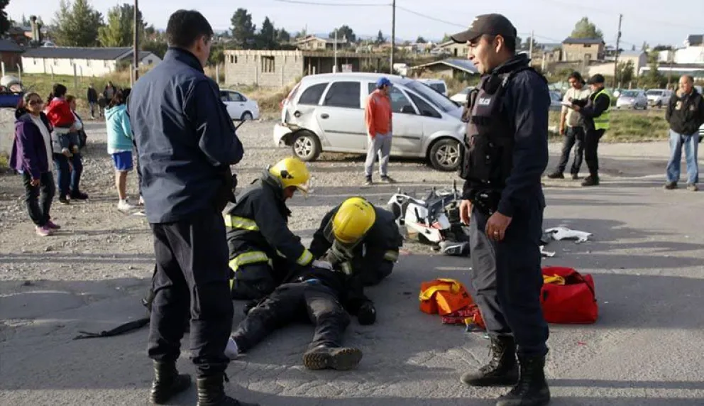 Colisionaron una moto y un automóvil