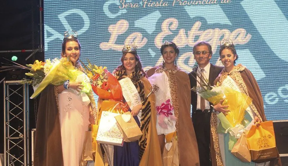 Dina Huapi no tendrá más reinas: pasarán a ser embajadoras
