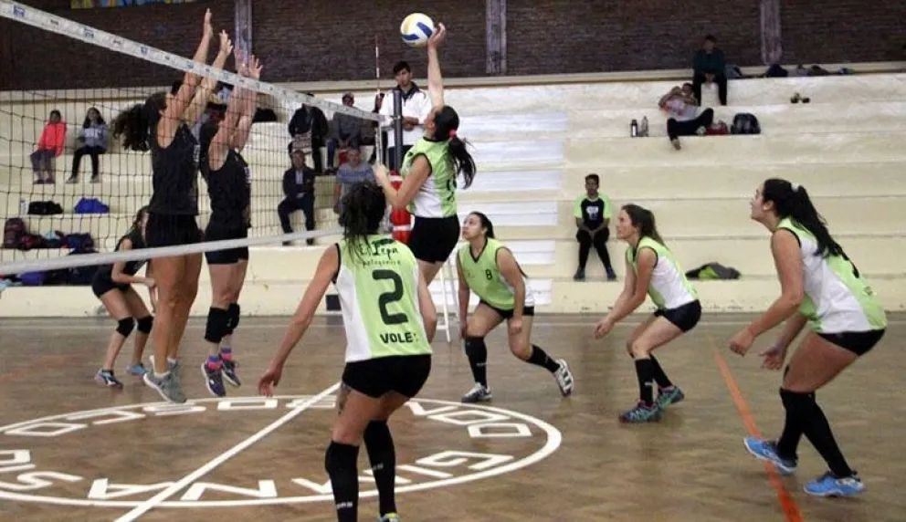 Gran comienzo del vóley con la fecha femenina
