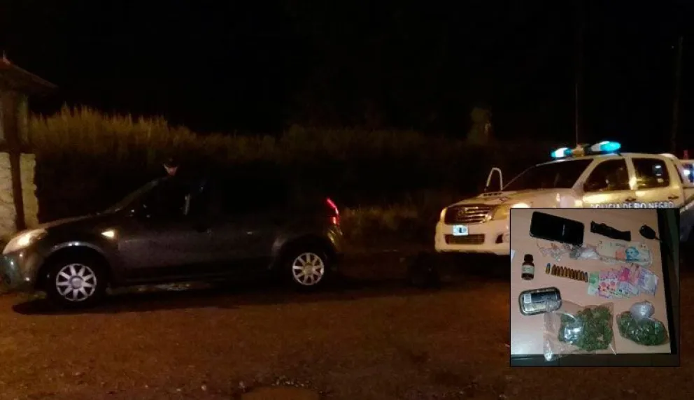 Secuestran marihuana y pastillas de LSD que llevaban dos jóvenes