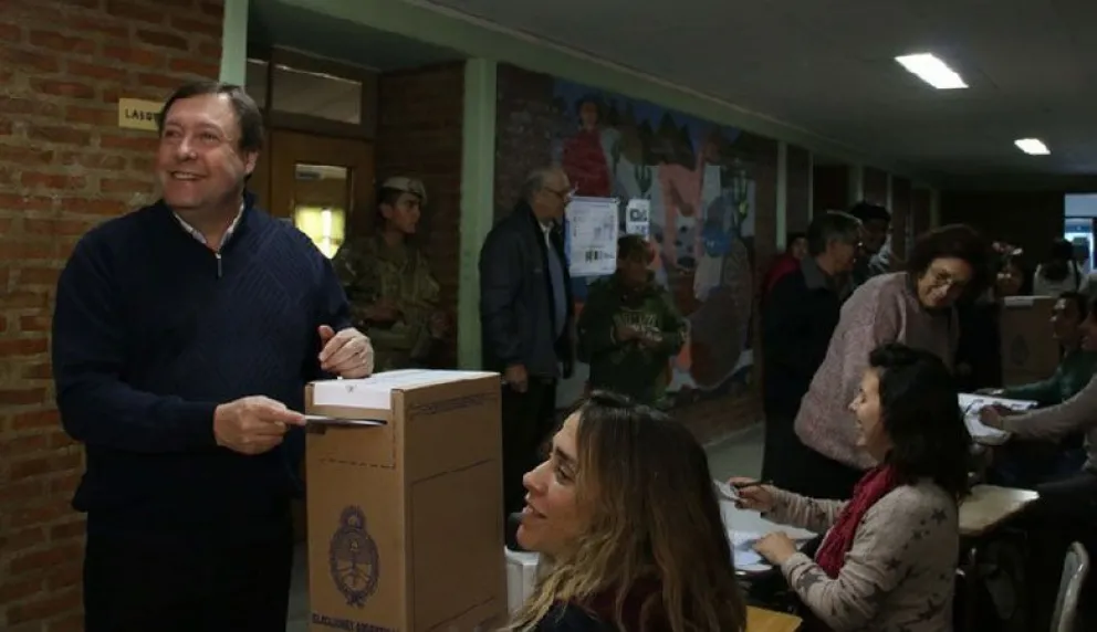 Weretilneck reconoció  que analiza la idea de  implementar el “ballotage”