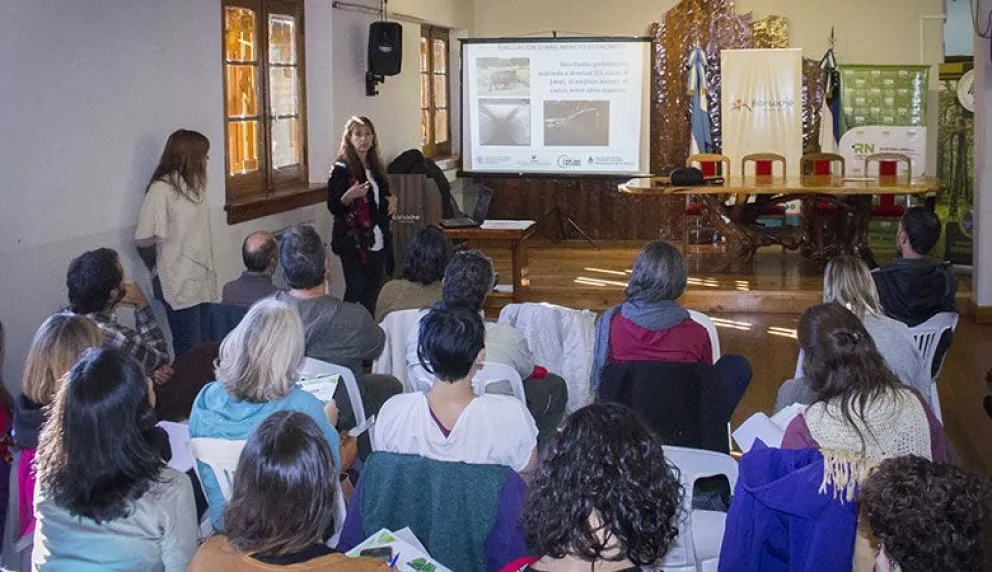 Taller sobre especies exóticas invasoras sumó valiosa información