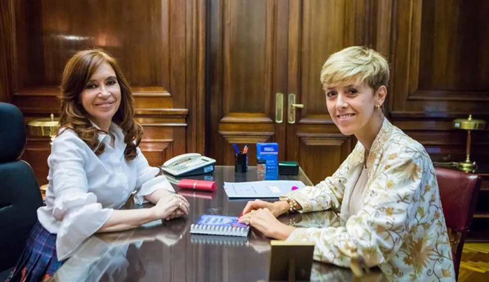 La senadora nacional Silvina García Larraburu se suma al bloque FPV-PJ