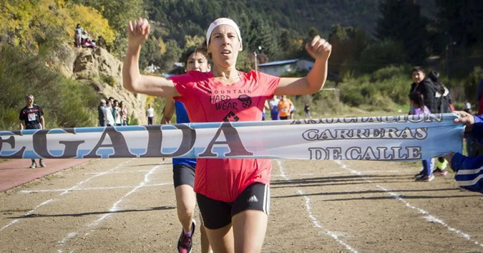 En la pista del kilómetro 6 se  vivió la fiesta del atletismo local