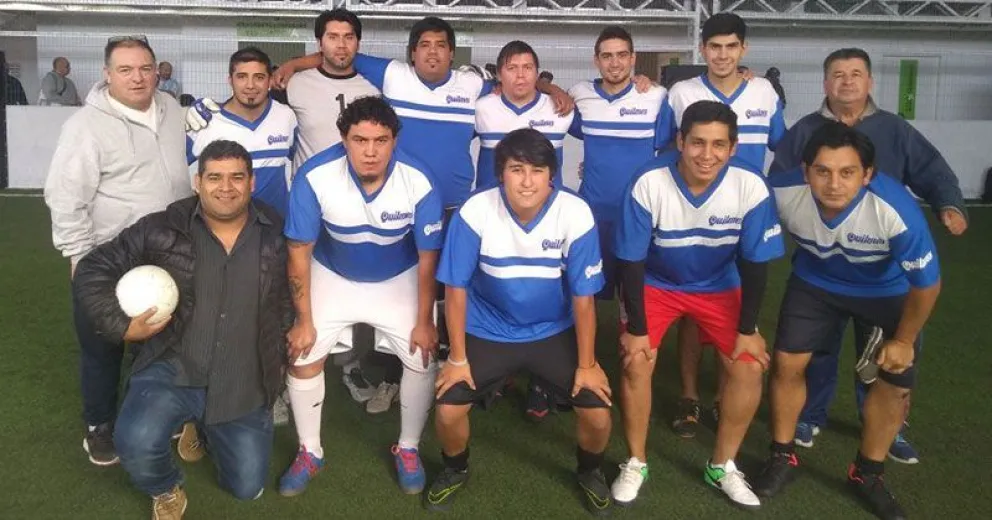 Los remiseros jugaron su torneo a puro gol