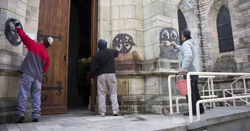 Reclamaron respeto por un lugar sagrado para los católicos