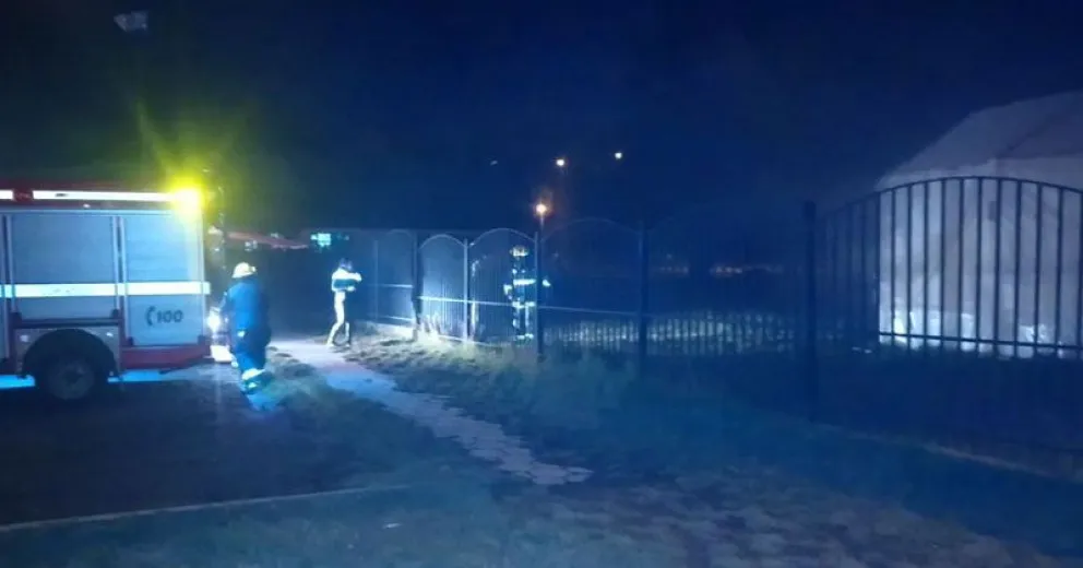 Se incendió el invernadero de la escuela 187   