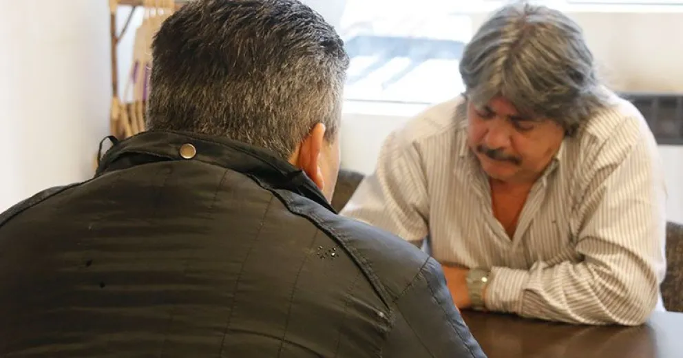 Empresario y su socia aseguran que viven amenazados