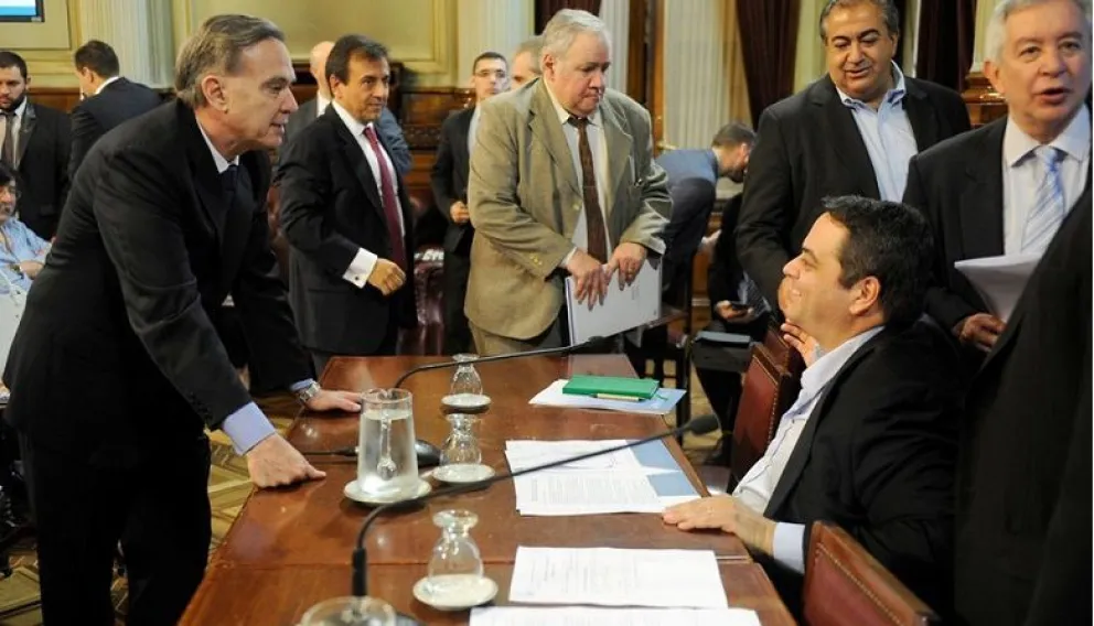Pichetto: “No vamos a tratar ningún proyecto que perjudique el mundo del trabajo”   