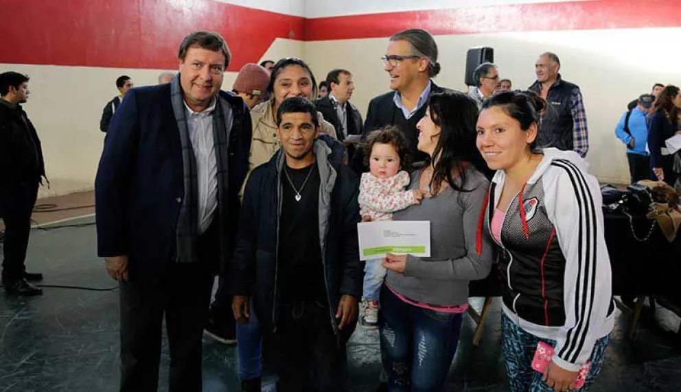 Más de 170 instituciones de Bariloche recibieron aportes provinciales