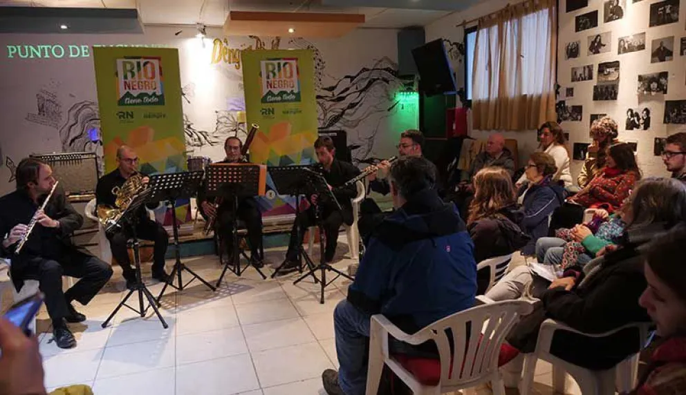 Jóvenes barilochenses disfrutaron la experiencia musical de la Filarmónica de Río Negro