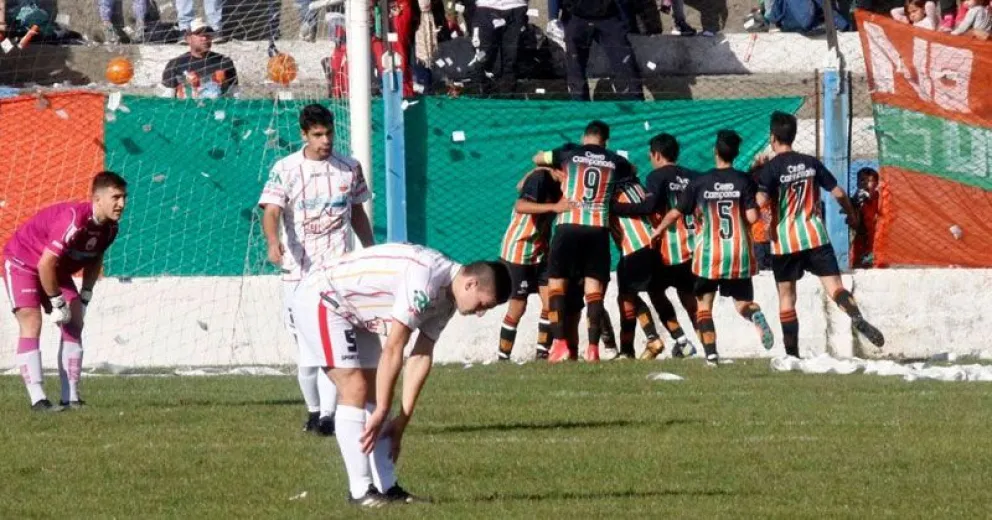 Puerto Moreno sacó una buena diferencia en el primer duelo ante Cruz del Sur