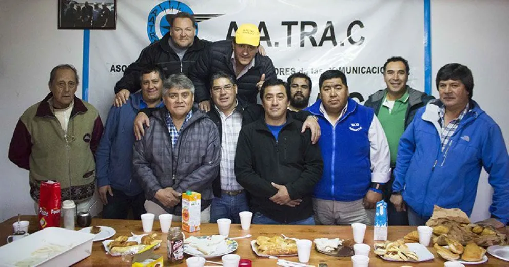Novedades, desayuno y asado, para celebrar el Día del Taxista