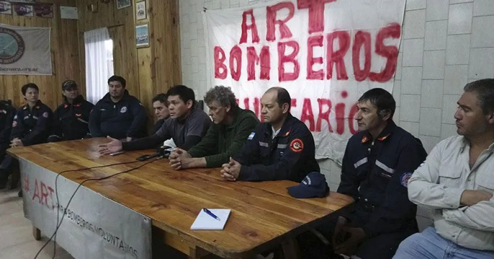 Proyecto de Ley por la ART para Bomberos Voluntarios del país ingresa a la Cámara de Presupuesto