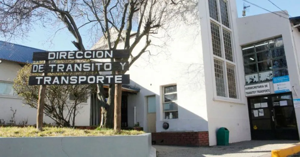 Polémico: dio positivo en alcoholemia, pero el juez de Faltas le entregó el carnet de conducir