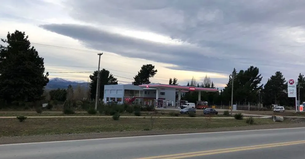 Dina Huapi ya tiene su estación de servicio