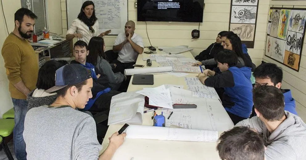 Estudiantes del Tecnológico Sur recorrieron oficinas municipales