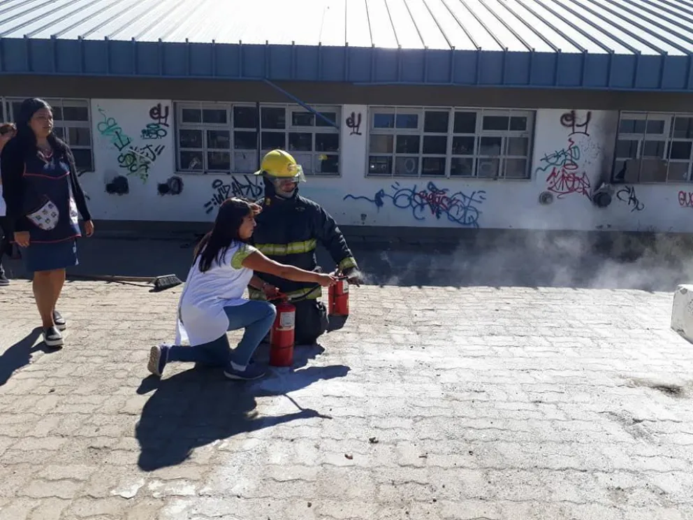 Charlas abiertas de Seguridad y Prevención en el cuartel de bomberos voluntarios