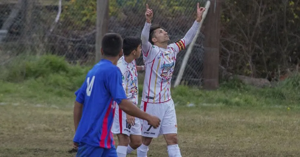Cruz del Sur, Lacar y Torino, ganadores y goleadores de la fecha
