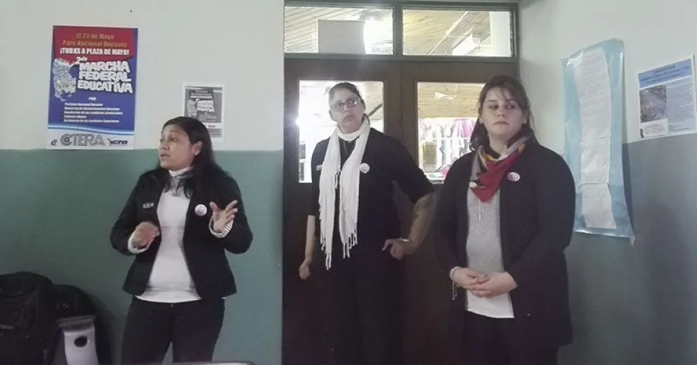 La Comisaría de la Familia comenzó con las disertaciones en establecimientos educativos