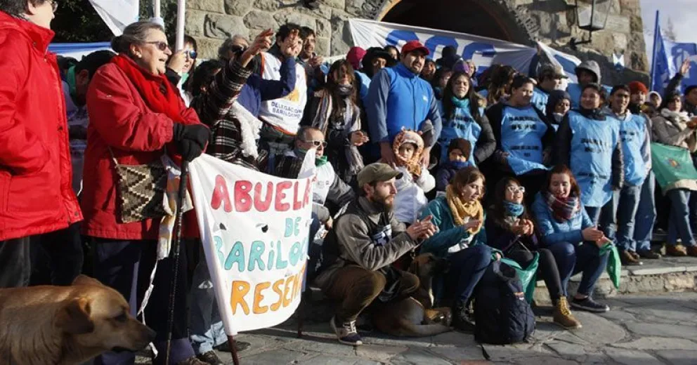 Acto en el Centro Cívico por la “Marcha Federal por Pan y Trabajo”