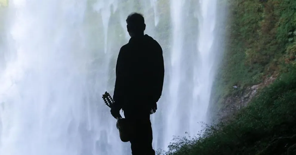 Vuelve a escena el francés del charango