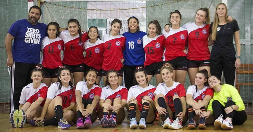 Arrancó el nacional de Cadetes A de handball