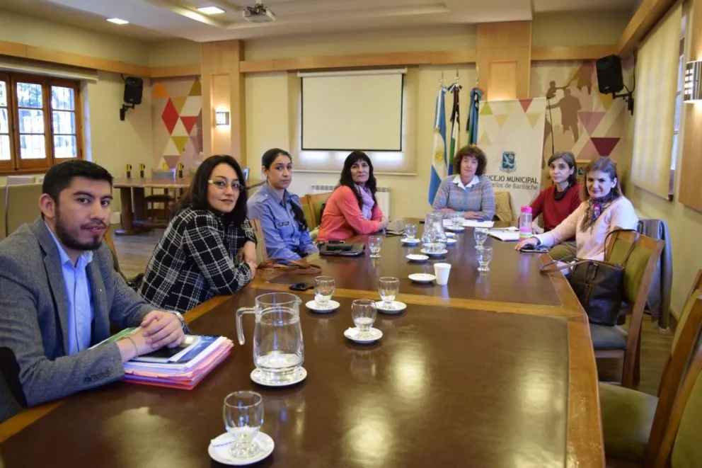 La Línea 102 se unificará con la Línea de Atención Nacional 144