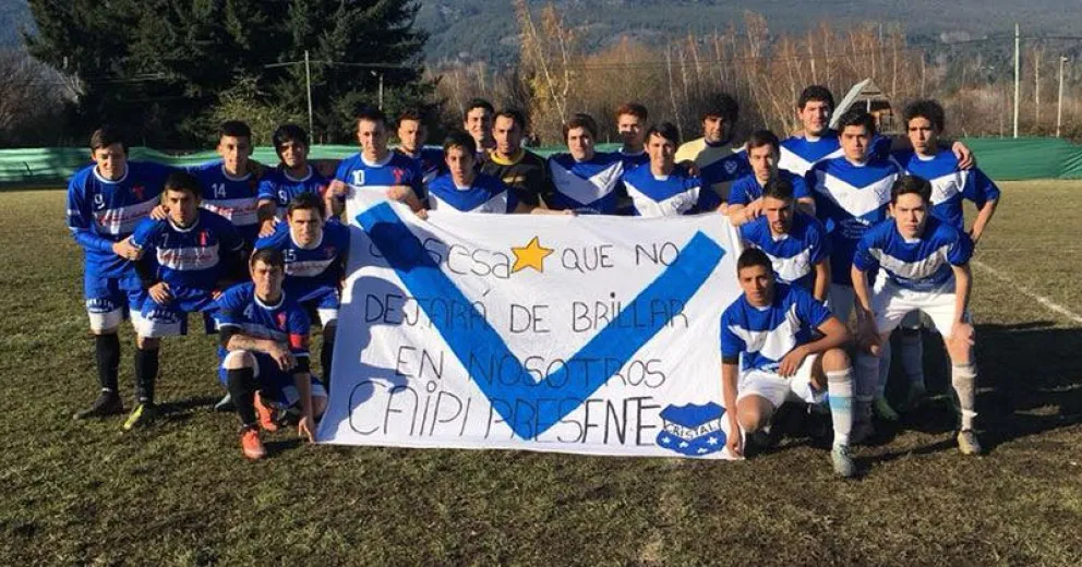 Deportivo Cristal y Torino empataron en El Bolsón