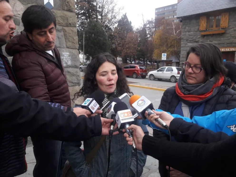 Vecinos y vecinas se oponen al recorte en el recorrido de la línea 51