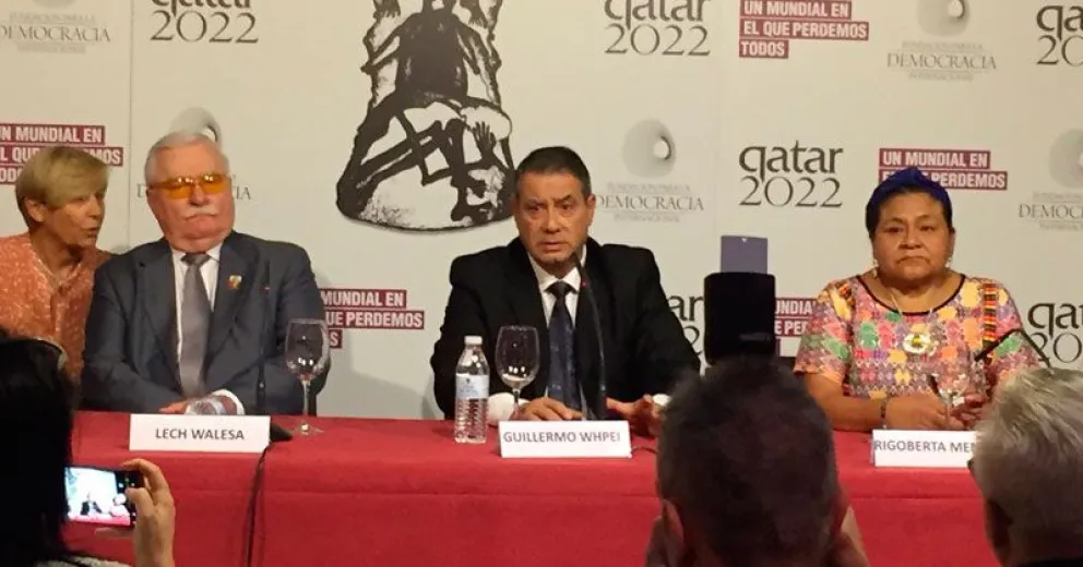 Rigoberta Menchú y Lech Walesa contra la esclavitud del Mundial de Qatar