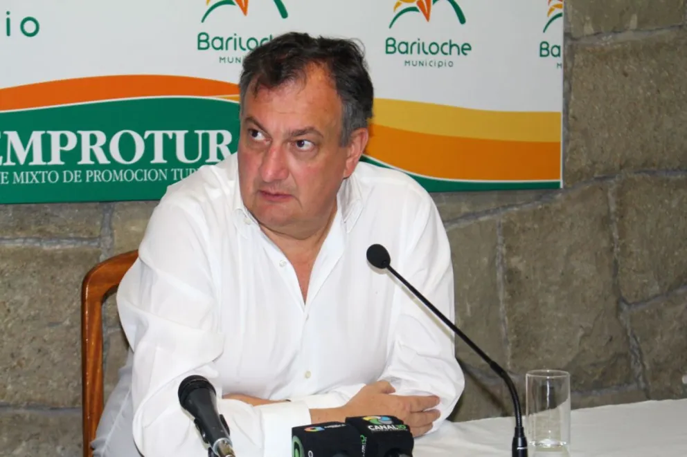 Gennuso: “somos la ciudad que más promueve el boleto estudiantil”   
