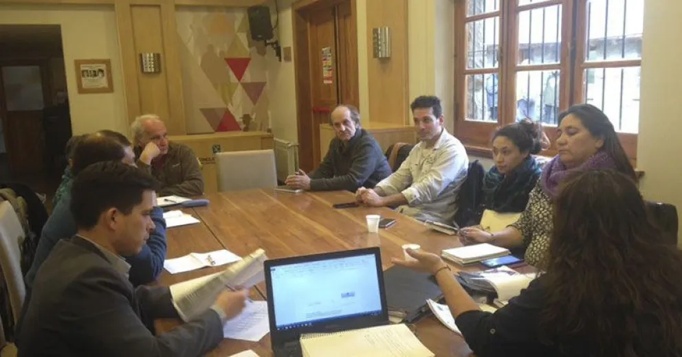 Mesa 6 de Septiembre afianza vínculos con discotecas locales