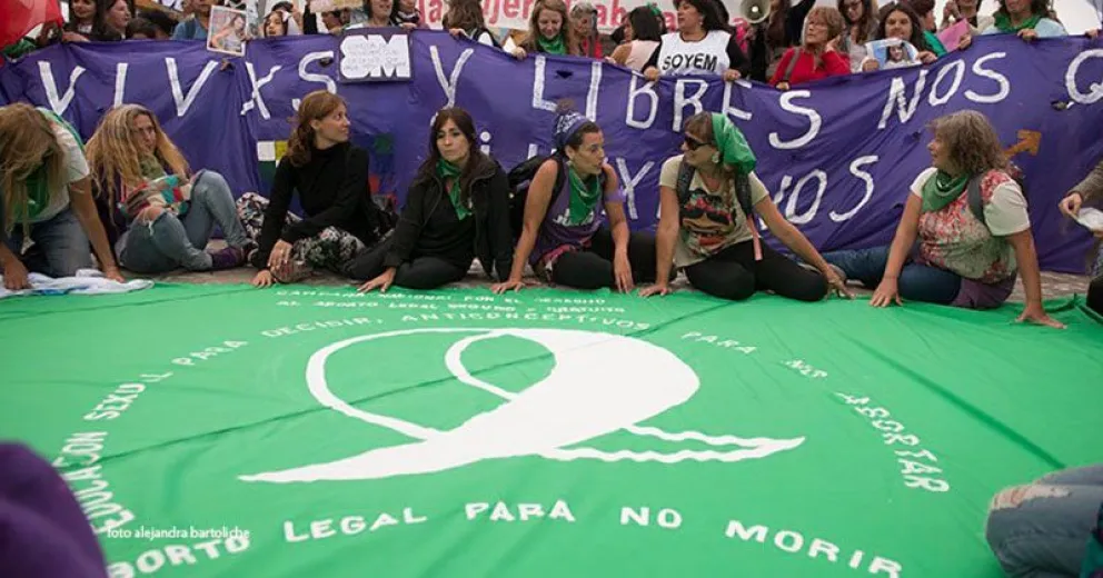 Mujeres del FpV respaldan la despenalización del aborto