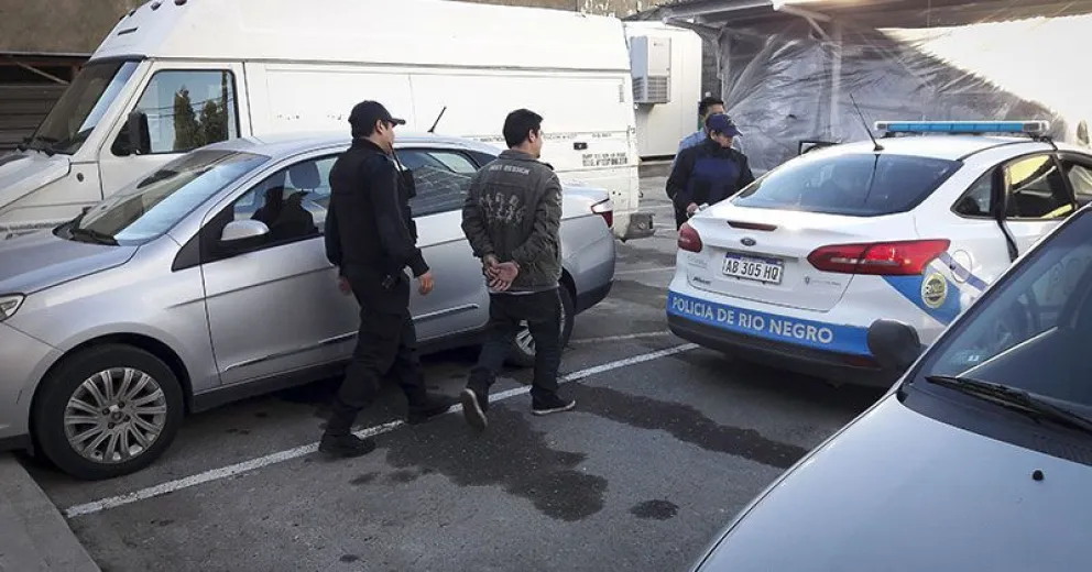 Seguirá detenido el imputado por abusar sexualmente y agredir con un fierro a su ex