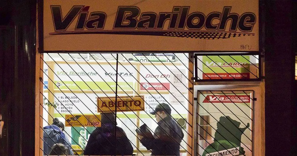 Roban la recaudación de las oficinas de una empresa de transporte
